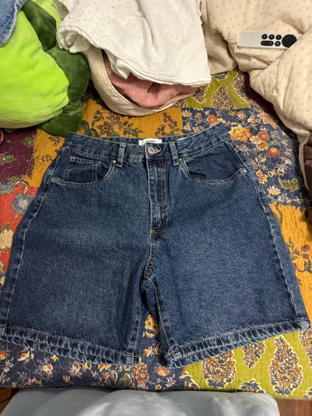 Cotton On High Straight Bermuda Denim Shorts Size 6 Medium Wash